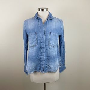 Cloth & Stone Light Wash Blue Denim Button Down Top Women Size XS Extra Small